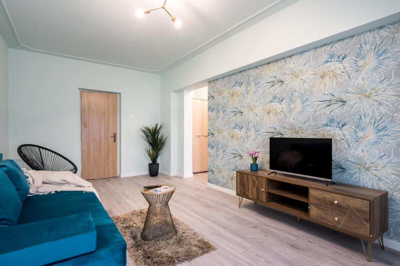 Felicity Apartment By The Park Букурещ Екстериор снимка