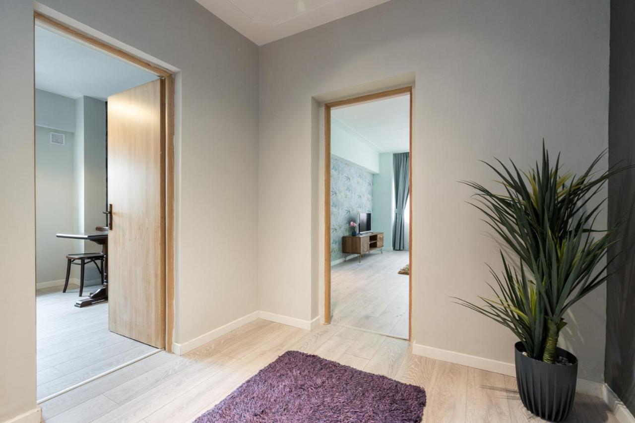Felicity Apartment By The Park Букурещ Екстериор снимка
